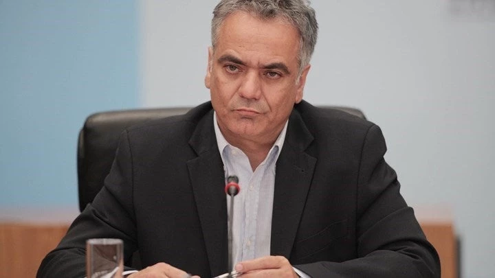 Σκουρλέτης για φωτιές: Φταίει η άναρχη δόμηση και οι διαδοχικές ευθύνες του Κράτους